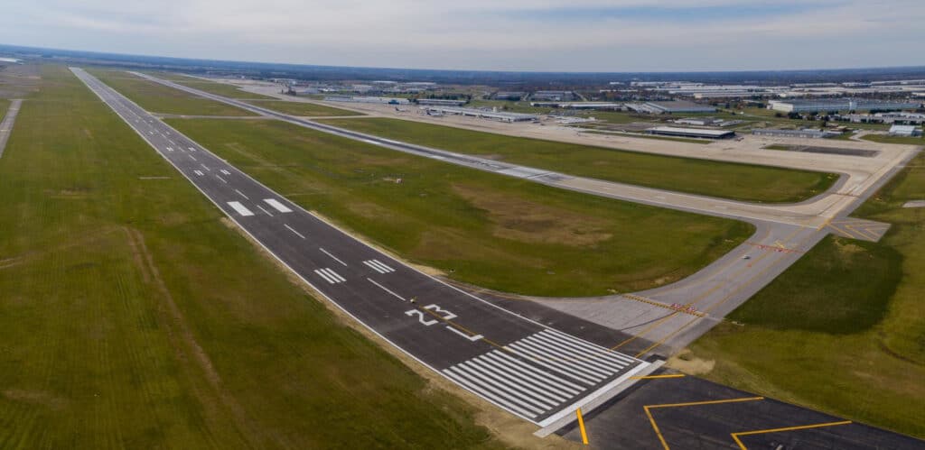 Rickenbacker Airport LCK Airfield runway 23 L aerial view