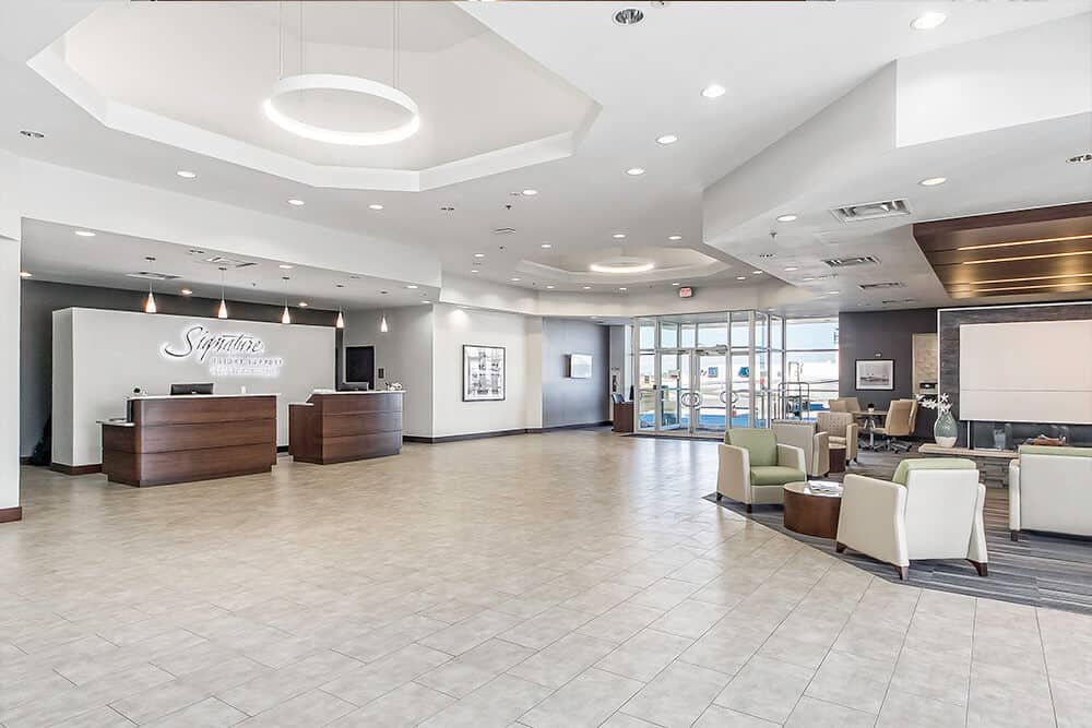 Signature lobby featuring a large reception area.
