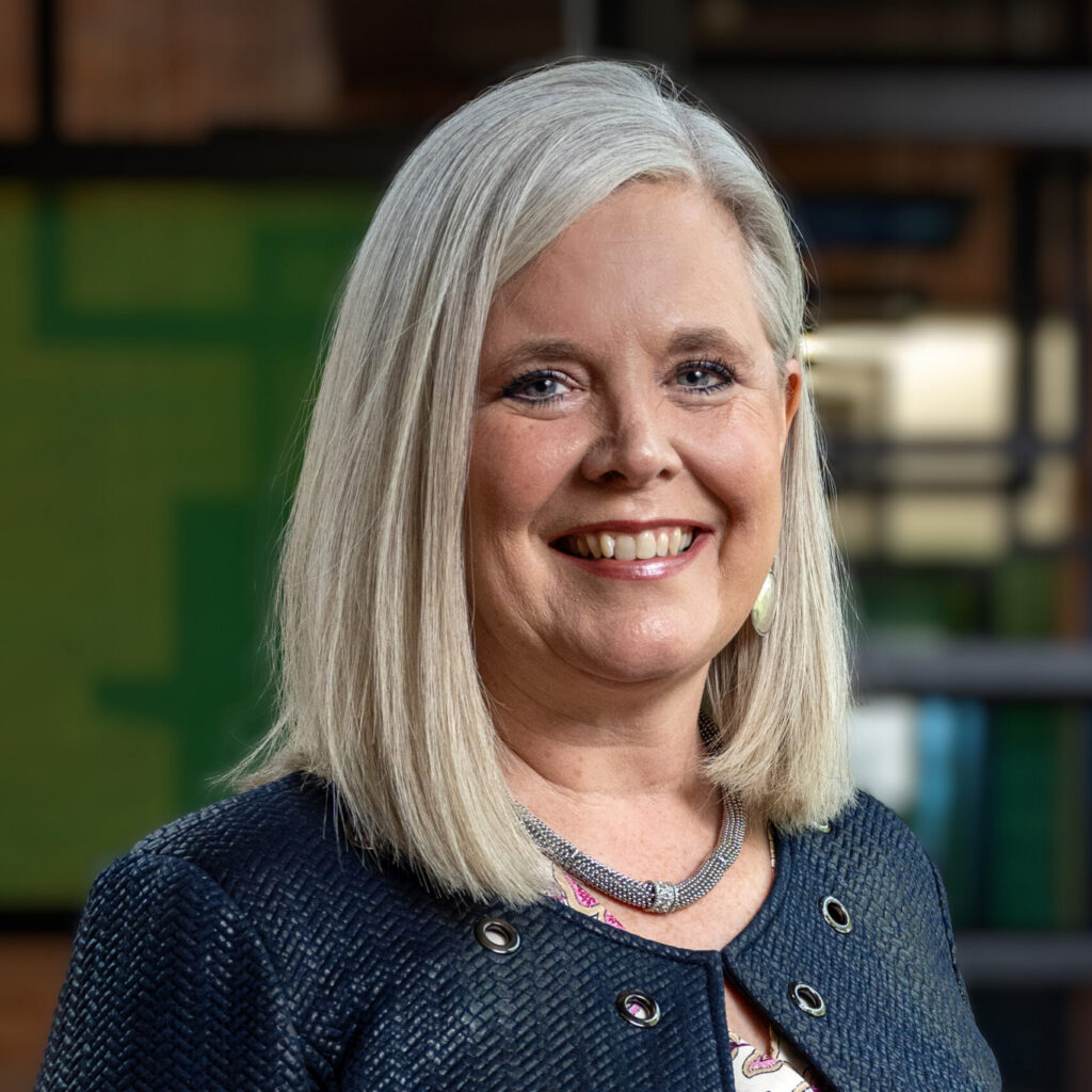 Sandy Doyle-Ahern headshot